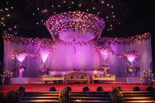 Grand Canvas Decor wedding
